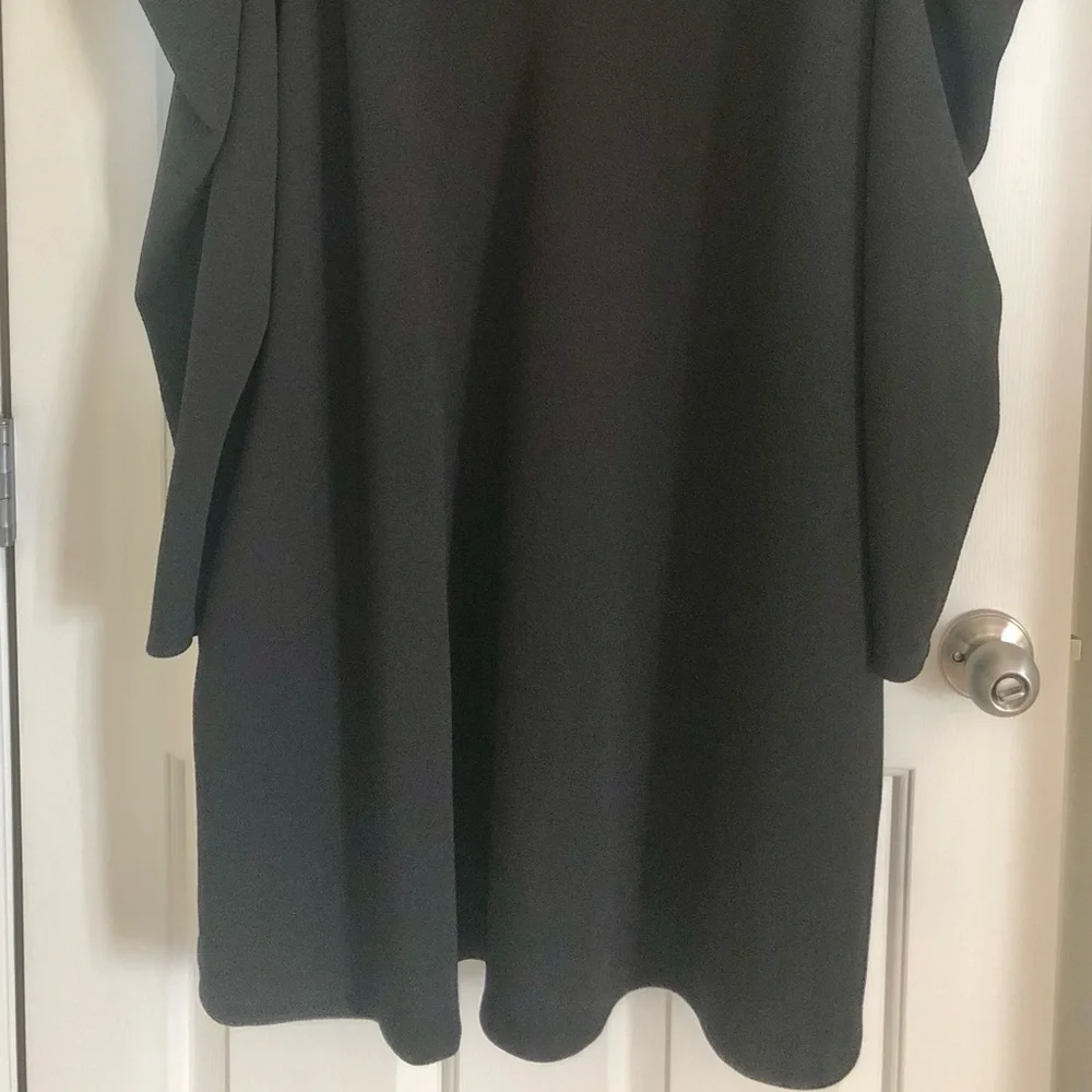 ASOS Design v-neck pleat shoulder dress - Picture 6 of 14